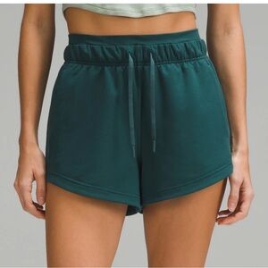 Lululemon Inner Glow HR short Storm Teal 4